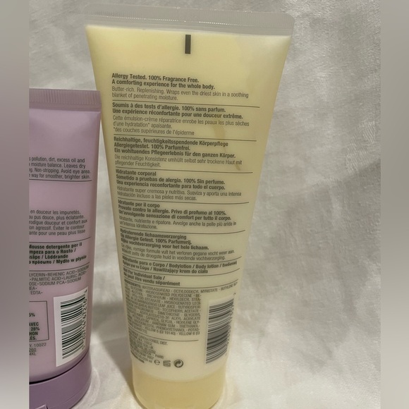 Clinique multi product set - Picture 5 of 13